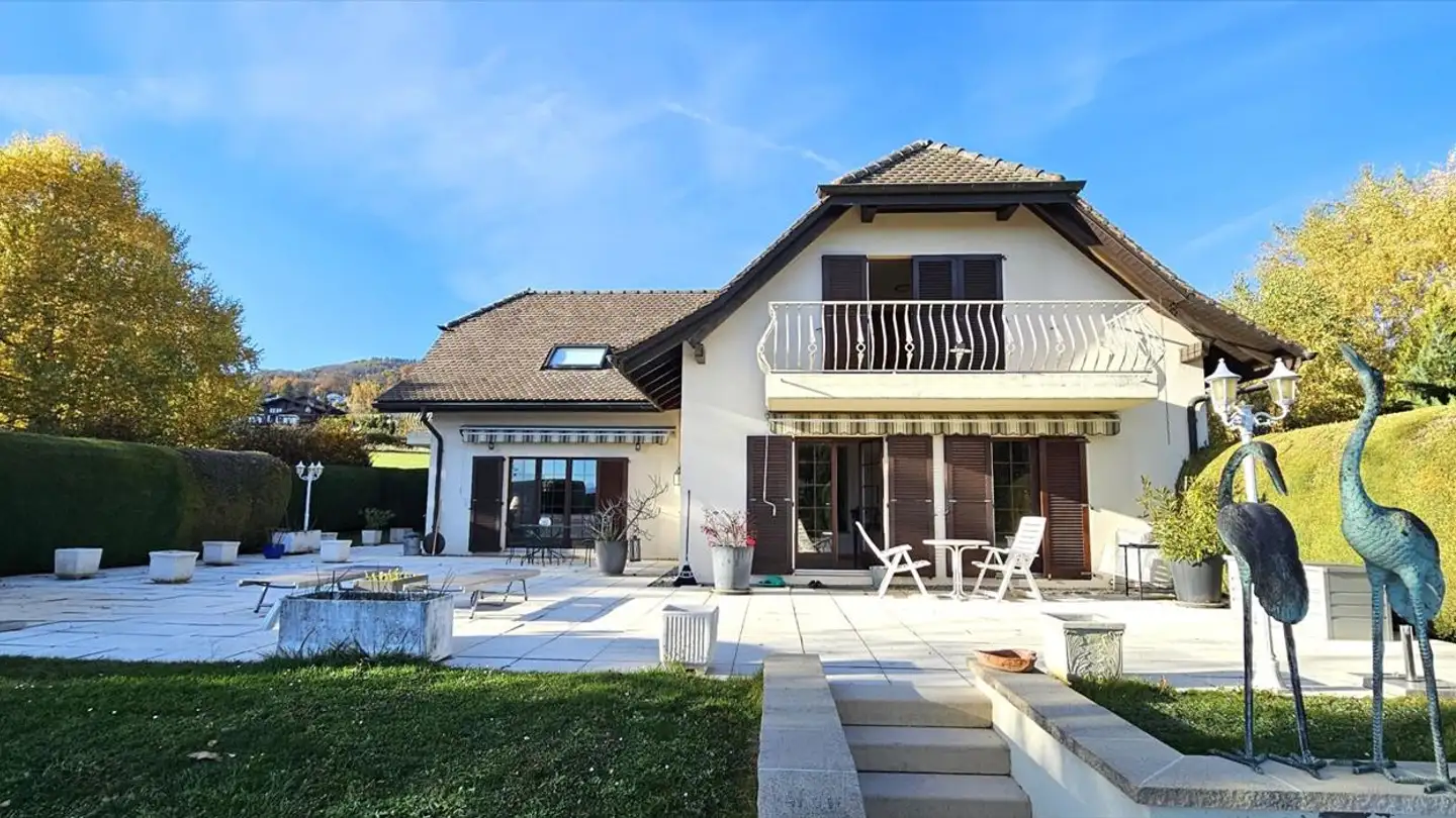 Villa in vendita - 1272 Genolier