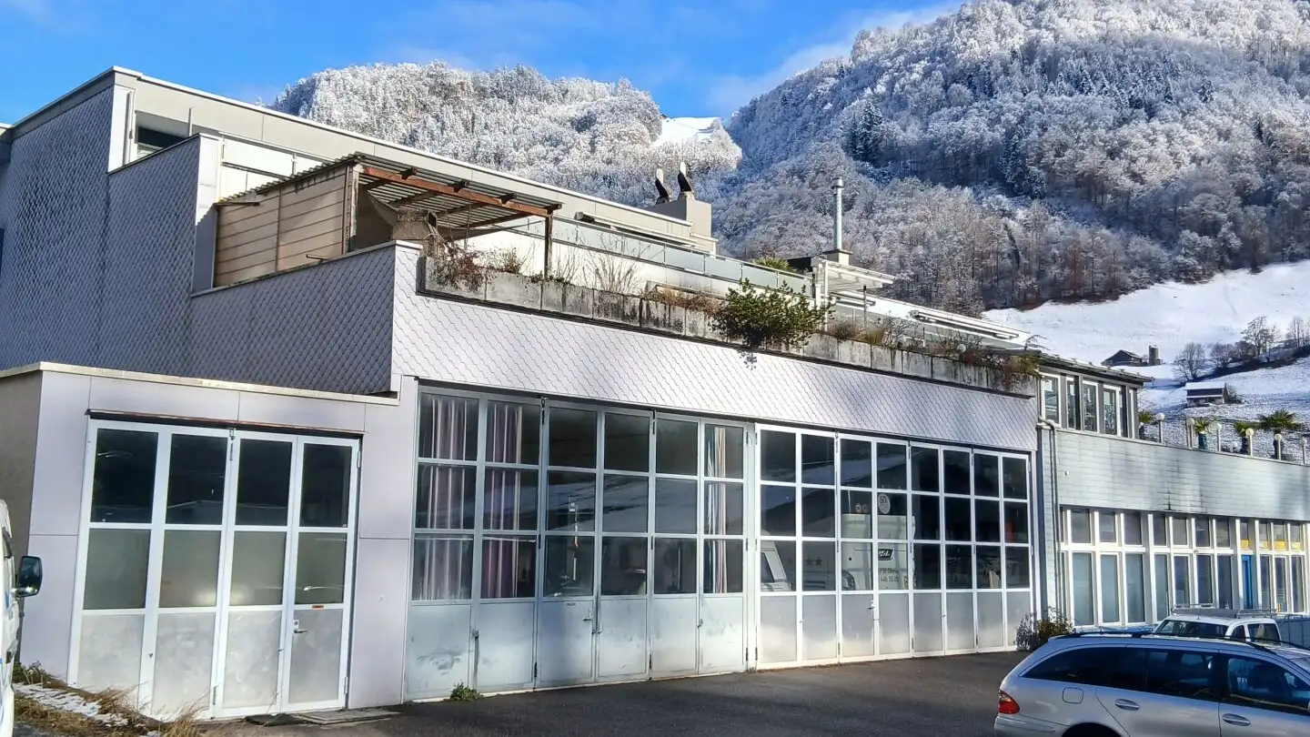 Immeuble résidentiel à vendre - Nordstrasse, 8750 Glarus