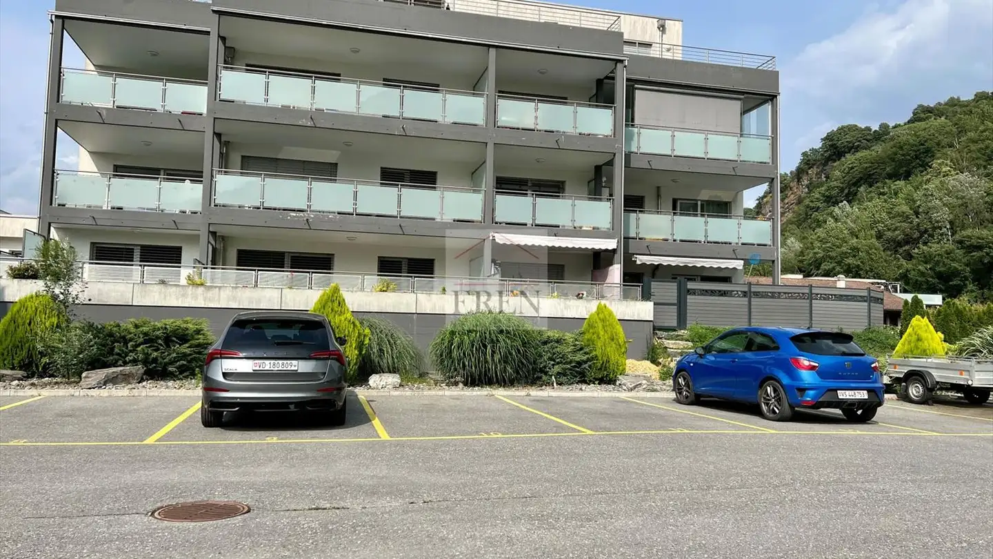 Place de parking extérieure à louer - 1994 Aproz (Nendaz) - Photo 2