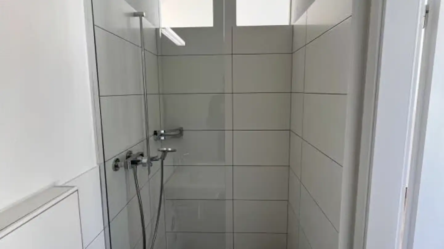Wohnung mieten - 8134 Adliswil - Foto 3