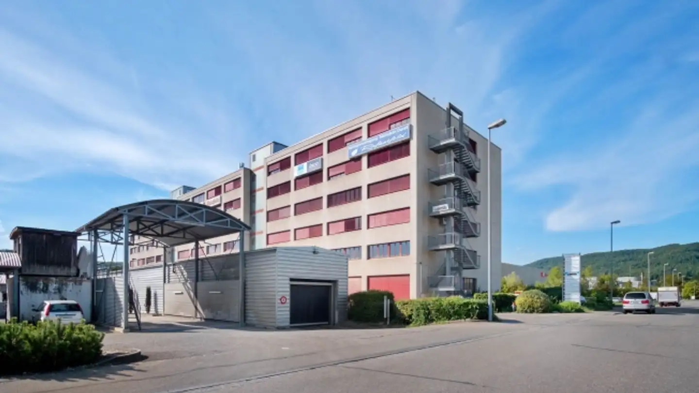 Gewerbe mieten - Hardhofstrasse 15, 8424 Embrach