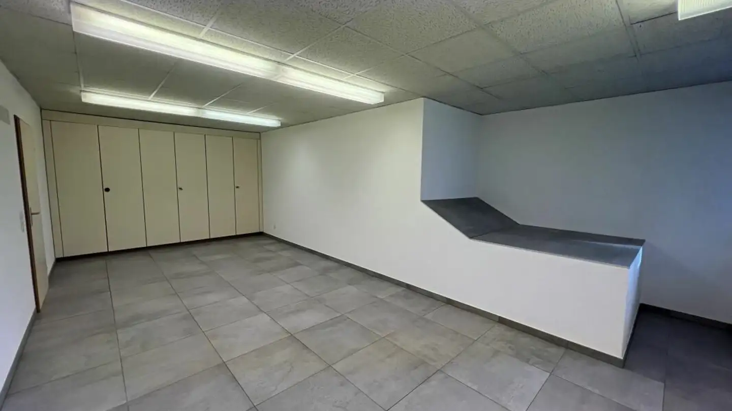 Centre commercial à louer - Grand-Rue 30, 2732 Reconvilier