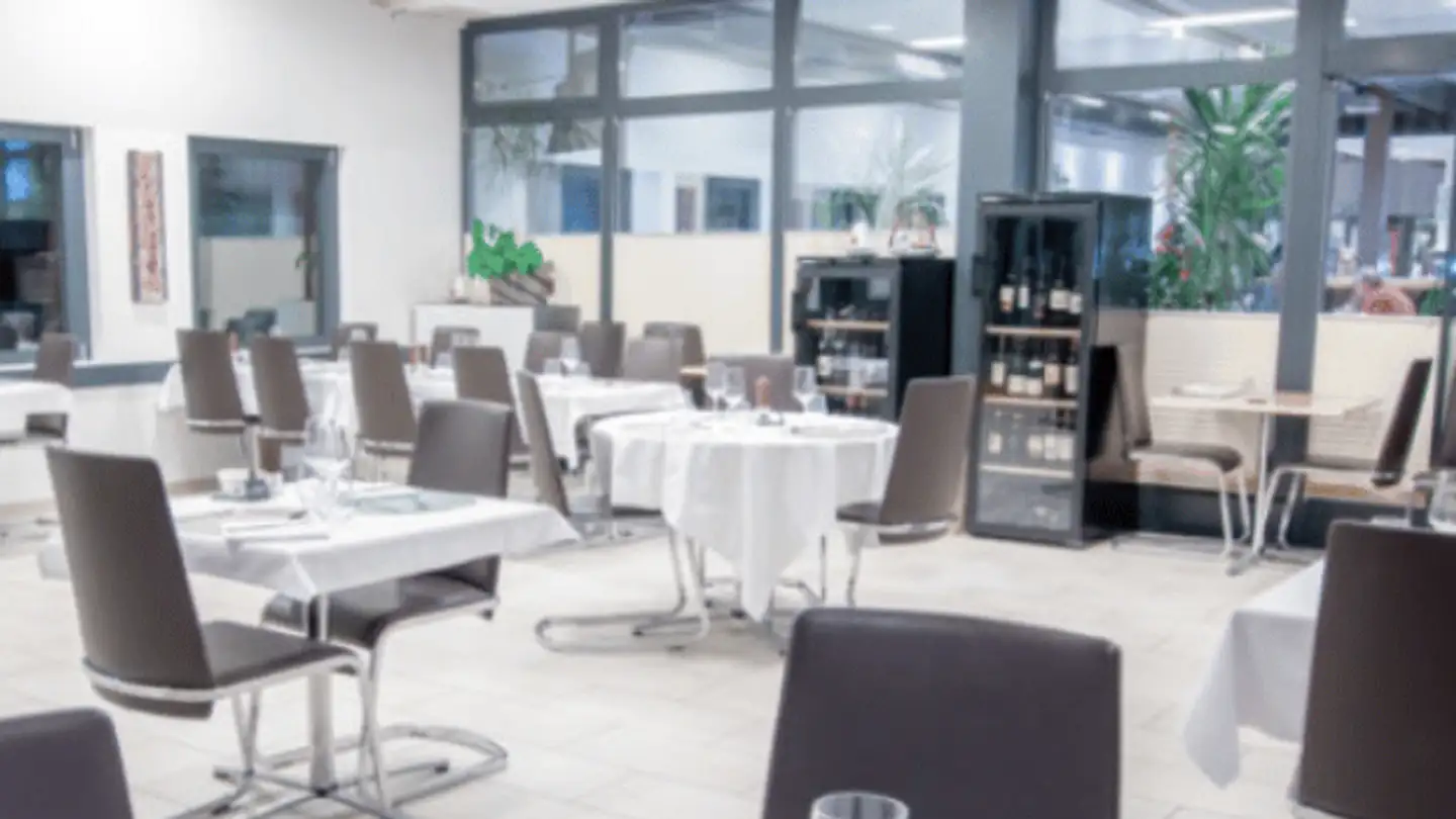 Restaurant for rent - Chemin Des Sports 10, 2350 Saignelégier - Photo 3