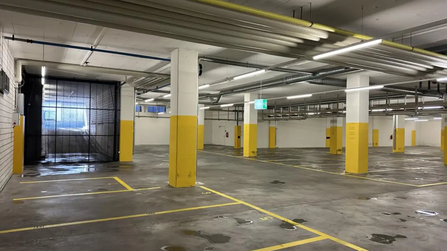 Tiefgaragenstellplatz mieten - Riedstrasse 8, 6330 Cham - Foto 4