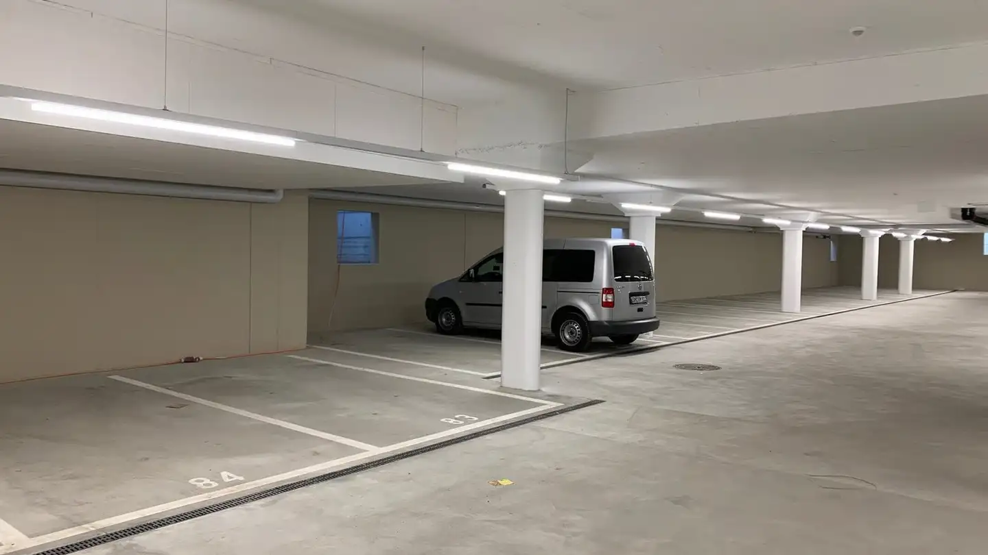Place de parking souterraine à louer - Zelgstrasse 10, 9320 Arbon