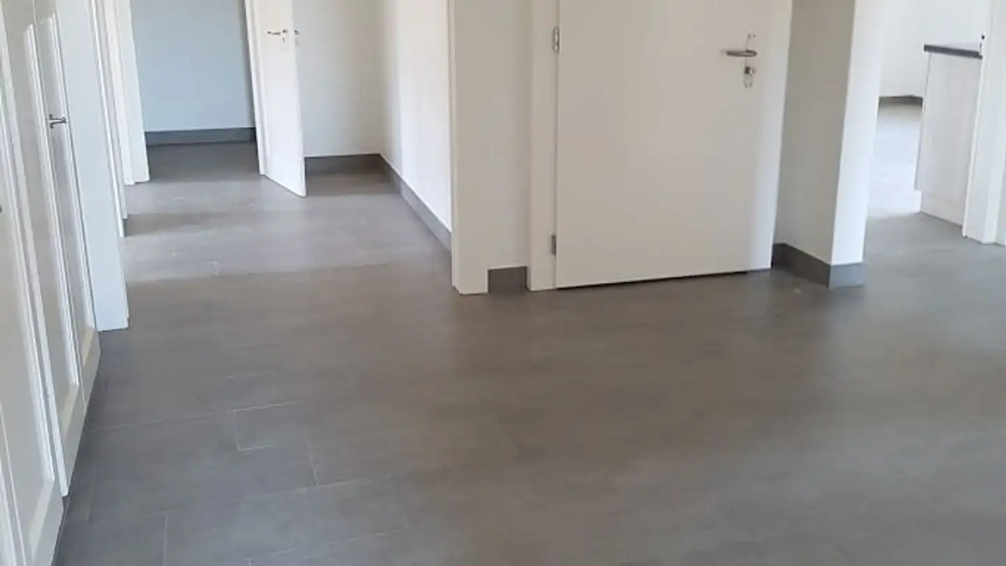 Appartamento in affitto - Rue Edouard-Dubied 6, 2108 Couvet - Foto 3