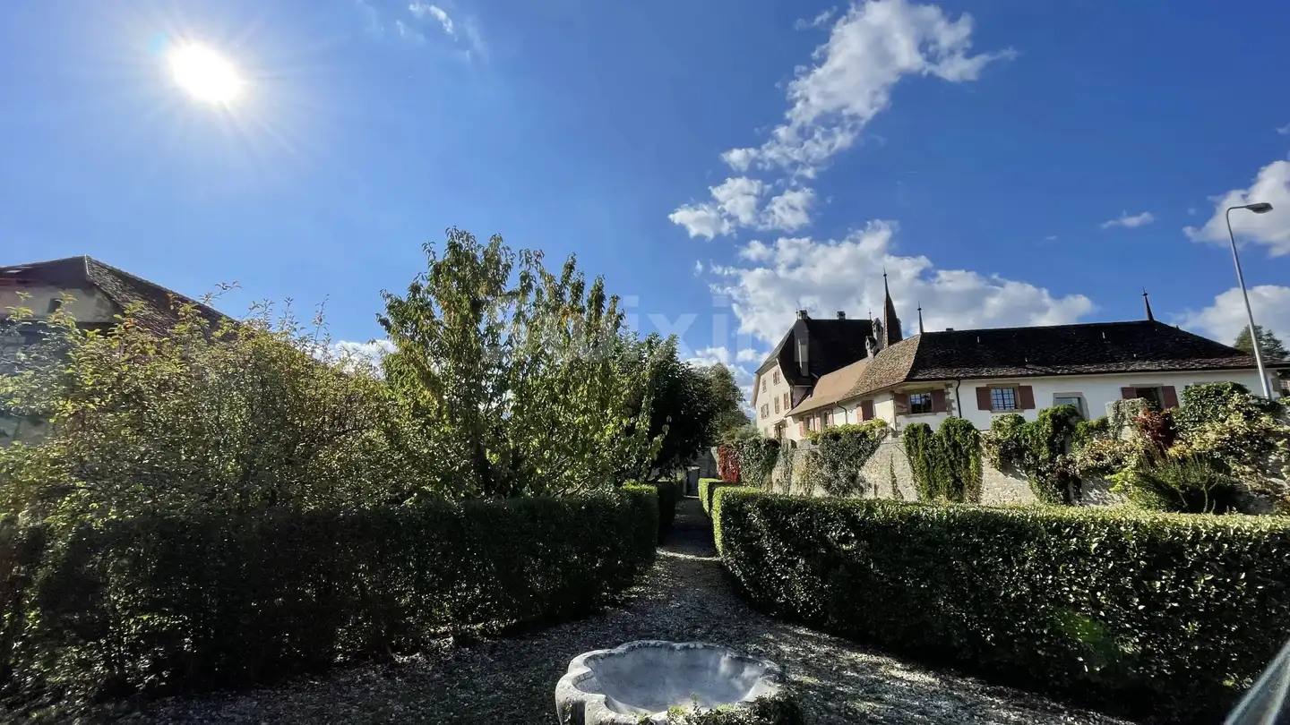 Duplex in vendita - 2013 Colombier NE