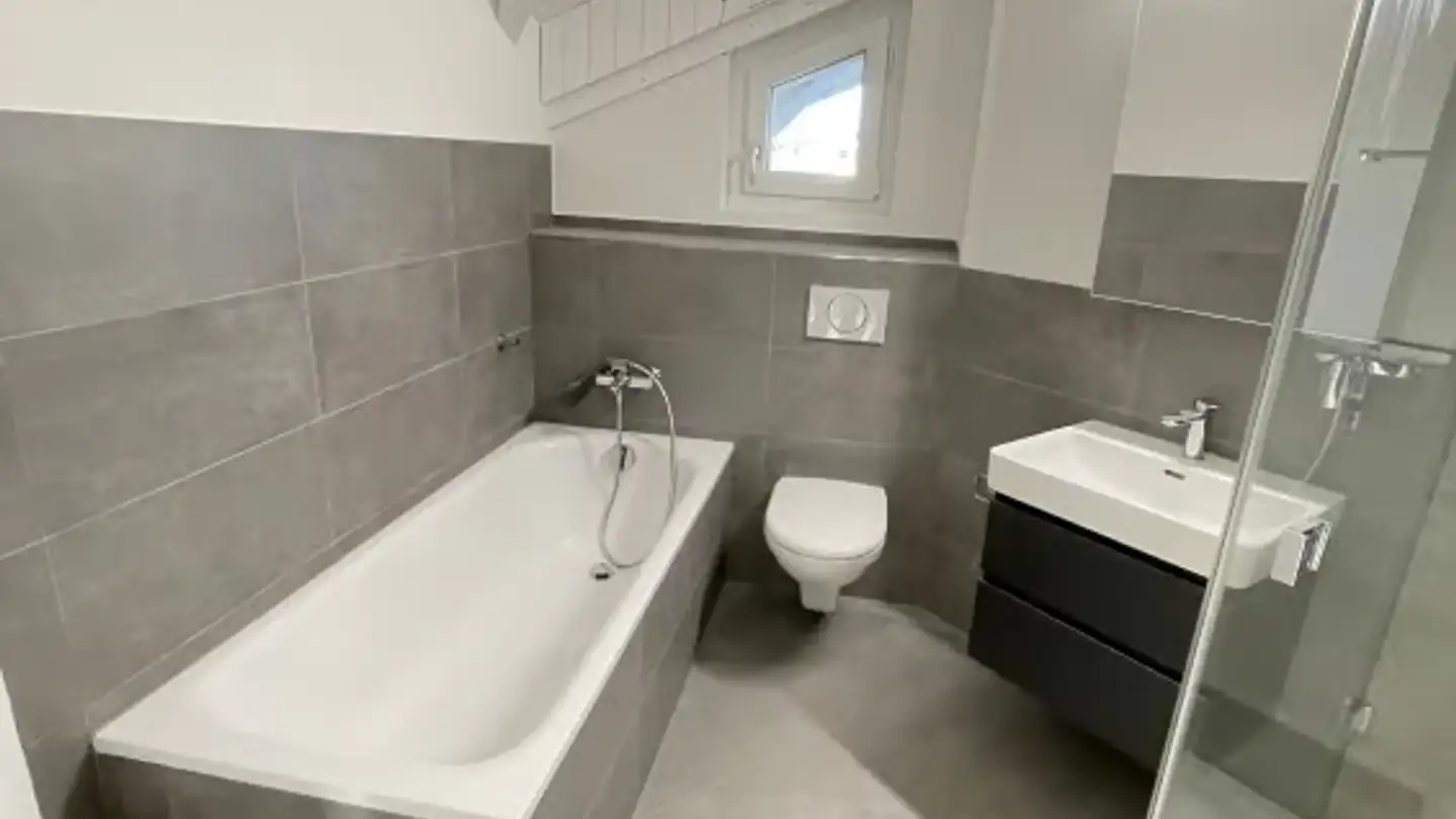 Attic flat for rent - Grüttbachstrasse 6, 4542 Luterbach - Photo 4