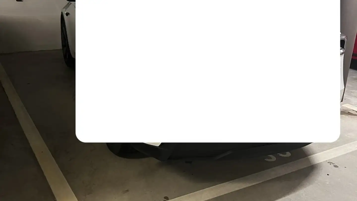 Single garage for rent - Hertensteinstrasse 25, 8052 Zürich