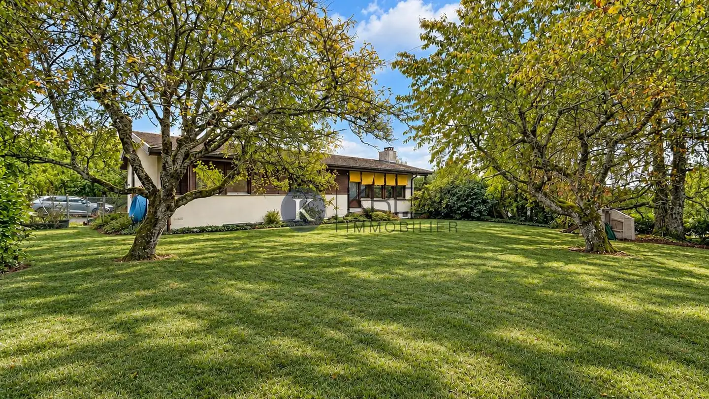 Single house for sale - 1055 Froideville
