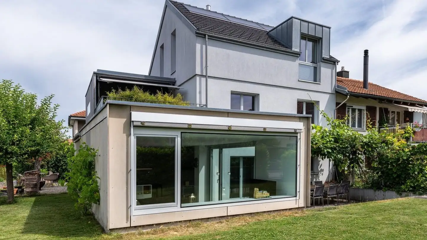 Casa bifamiliare in affitto - Gantrischweg 11, 3110 Münsingen - Photo 2