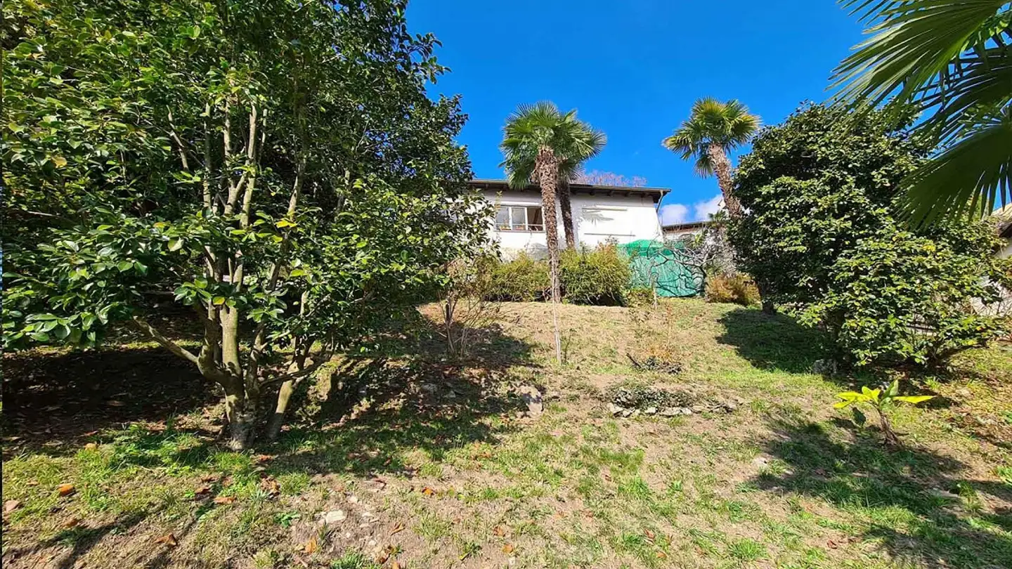 Constructible plot for sale - 6600 Locarno