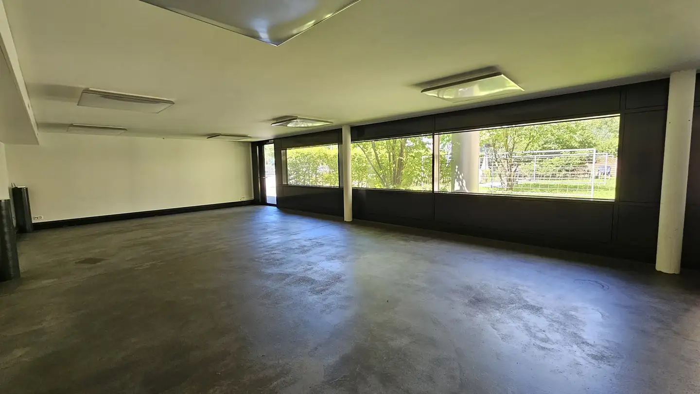Commerciale in affitto - Girardstrasse 17, 2540 Grenchen