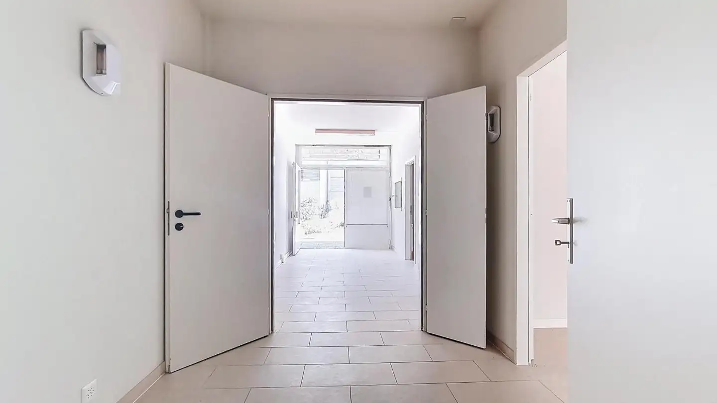 Commercial à louer - Cuvillard 17, 1302 Vufflens-la-Ville - Photo 2