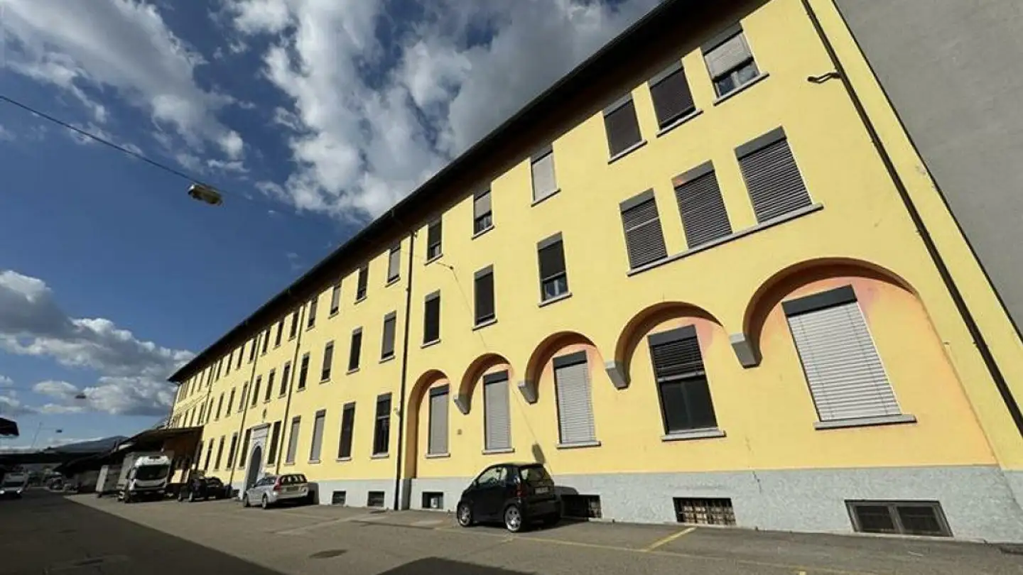 Spazio ufficio in affitto - Via Rampa, 6830 Chiasso
