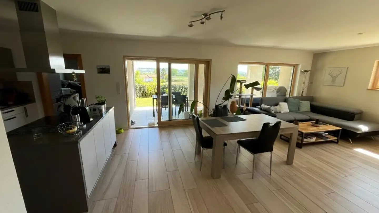 Appartement en terrasse à louer - Route De Domdidier 8, 1566 St-Aubin FR