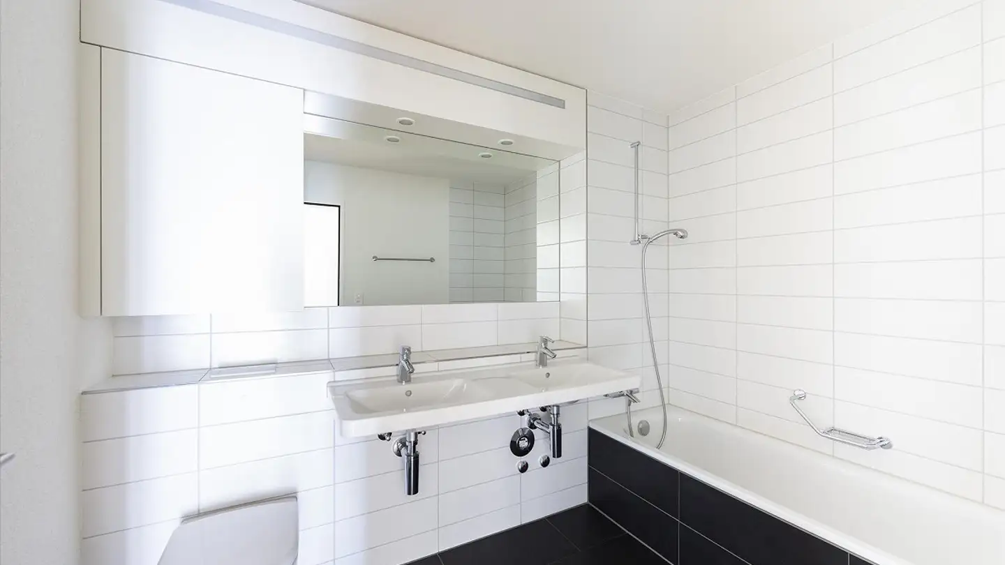 Apartment for rent - Kantonsstrasse 52b, 8863 Buttikon SZ - Photo 4