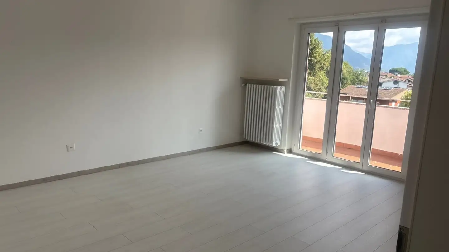 Apartment for rent - 6883 Novazzano