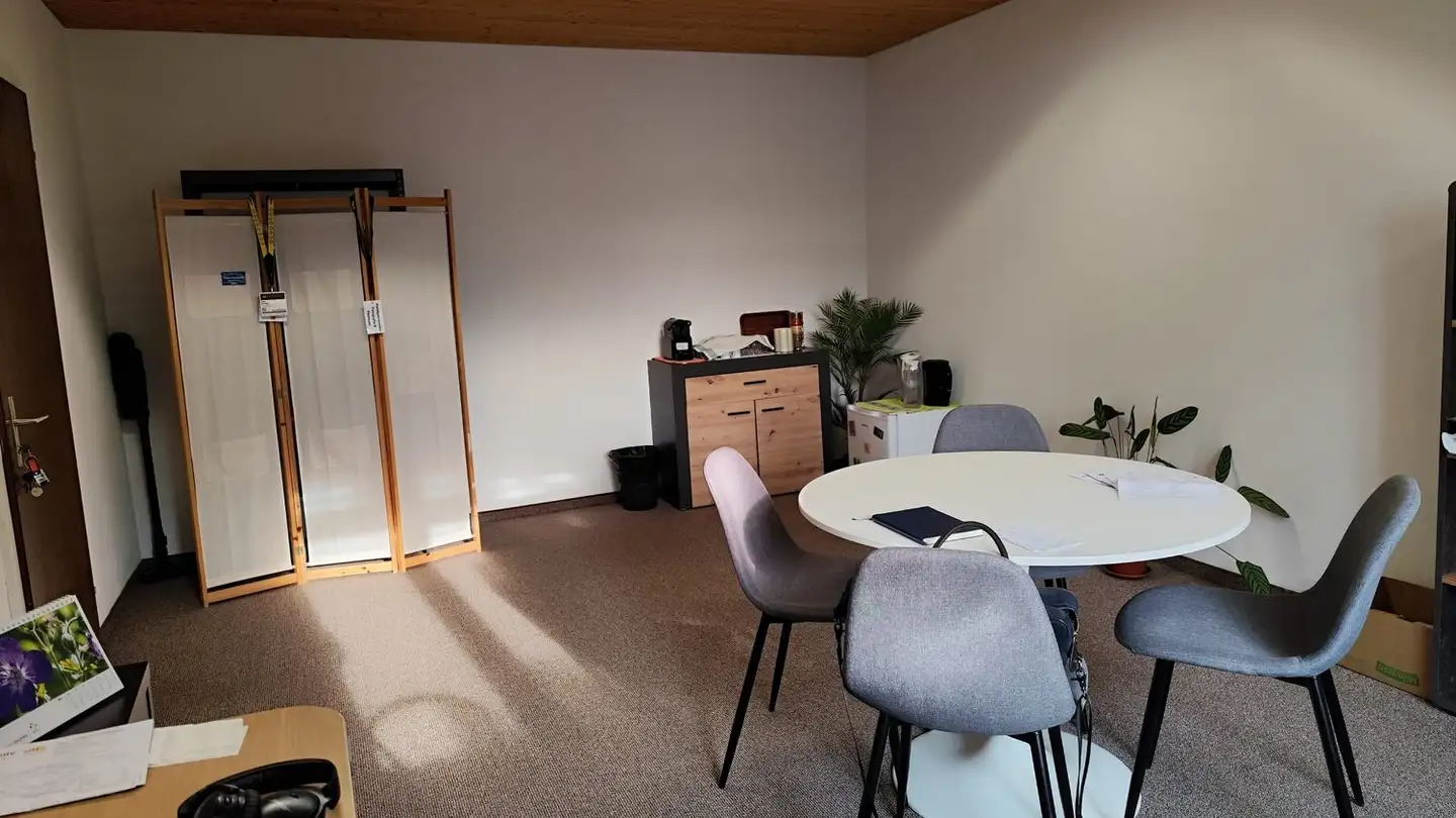 Spazio ufficio in affitto - Karlihofstrasse 3, 7208 Malans GR - Photo 2