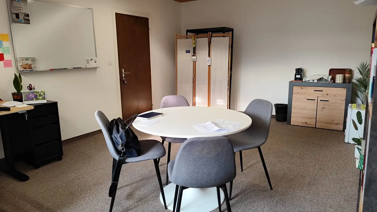 Spazio ufficio in affitto - Karlihofstrasse 3, 7208 Malans GR - Photo 3