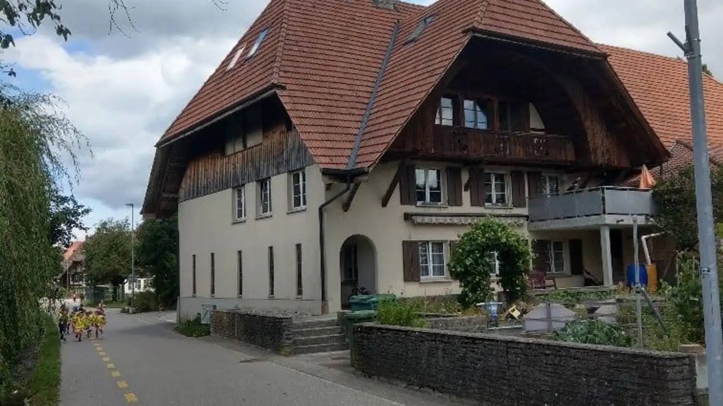 Attic flat for rent - Bachstrasse 5, 3367 Thörigen