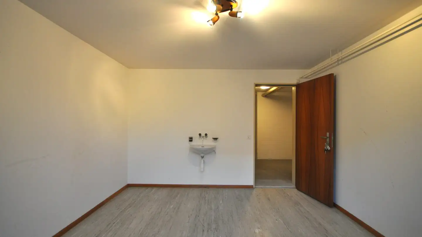 Atelier à louer - Tulpenweg 16, 4153 Reinach BL - Photo 2