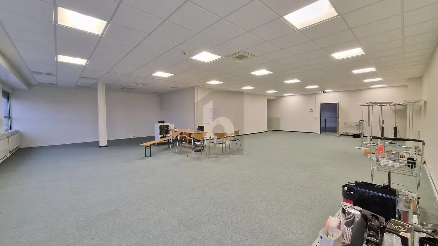 Bürofläche mieten - 8153 Rümlang