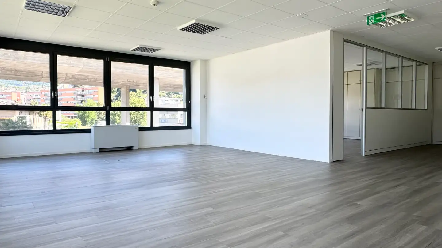 Spazio ufficio in affitto - Via Giuseppe Motta 5, 6828 Balerna - Foto 2