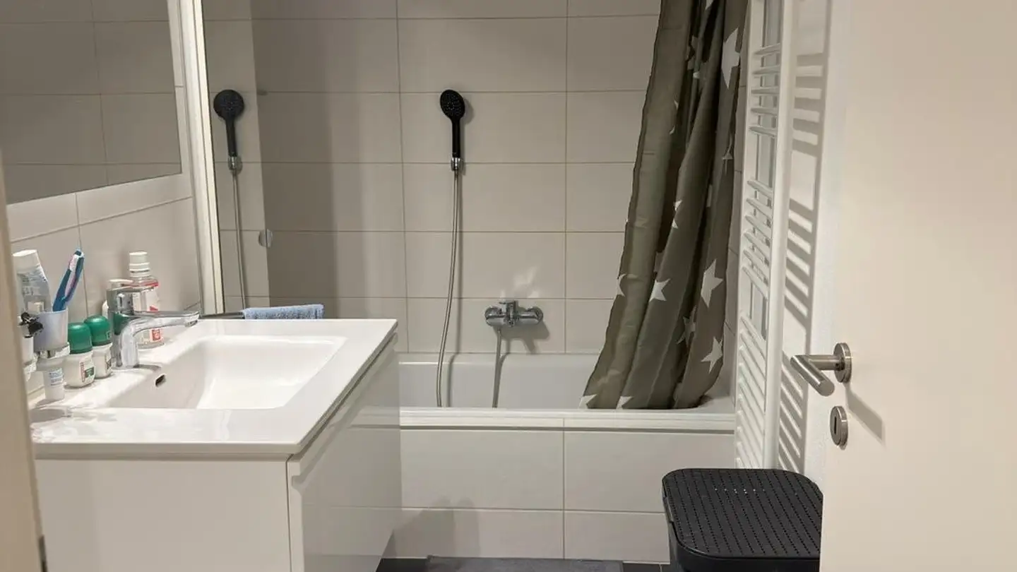 Apartment for rent - Viale C. Olgiati 12, 6512 Giubiasco - Photo 4