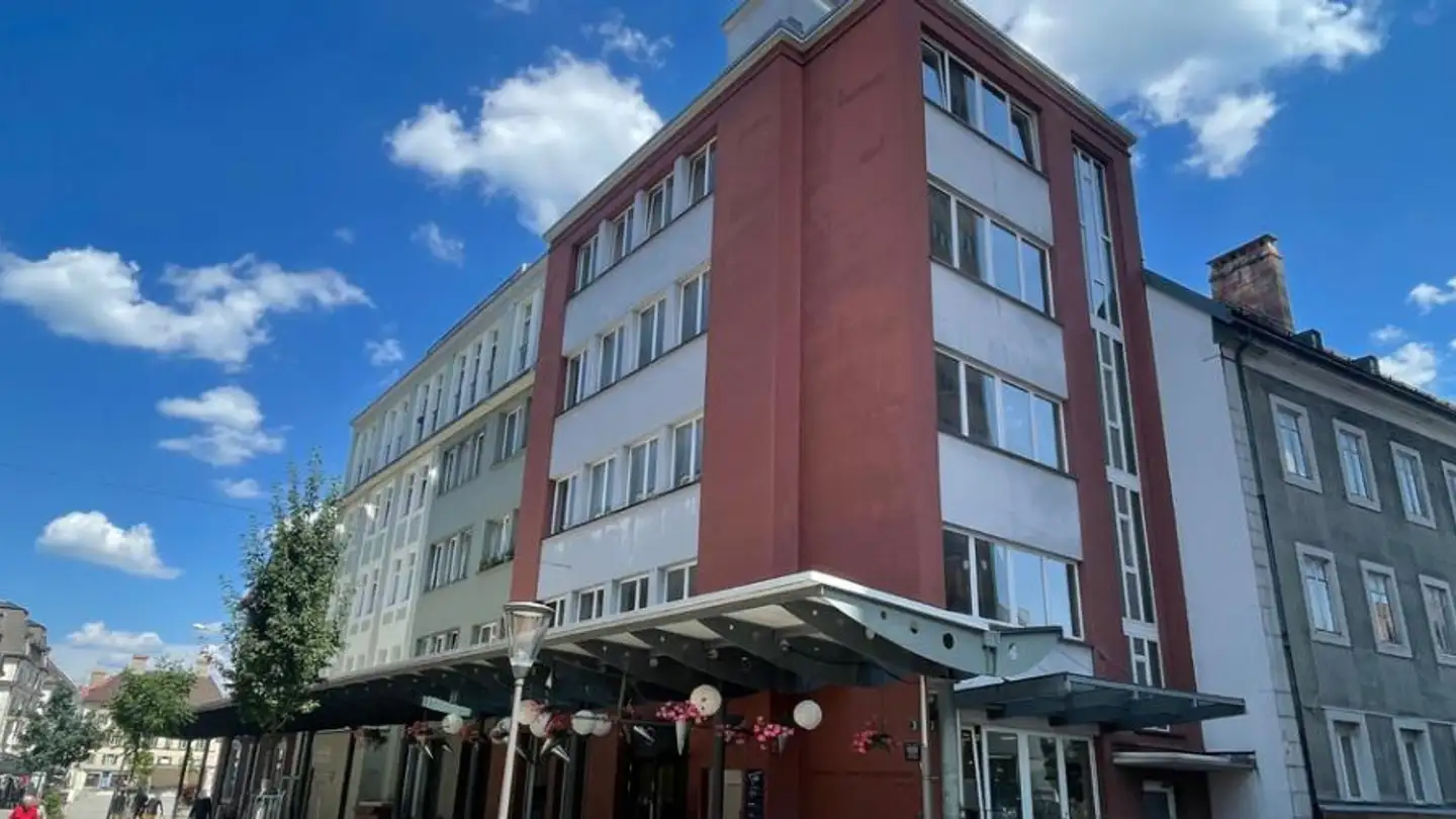 Apartment for rent - Rue Du Marché 3, 2300 La Chaux-de-Fonds - Photo 2