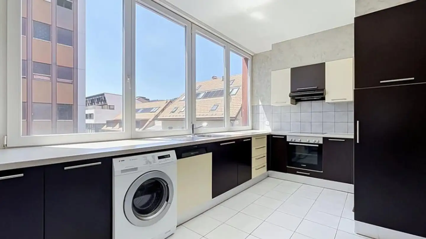 Apartment for rent - Rue Du Marché 3, 2300 La Chaux-de-Fonds - Photo 3