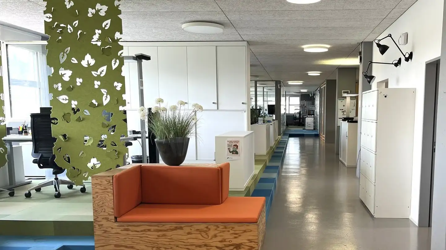 Commercial for rent - Schwimmbadstrasse 4, 5210 Windisch