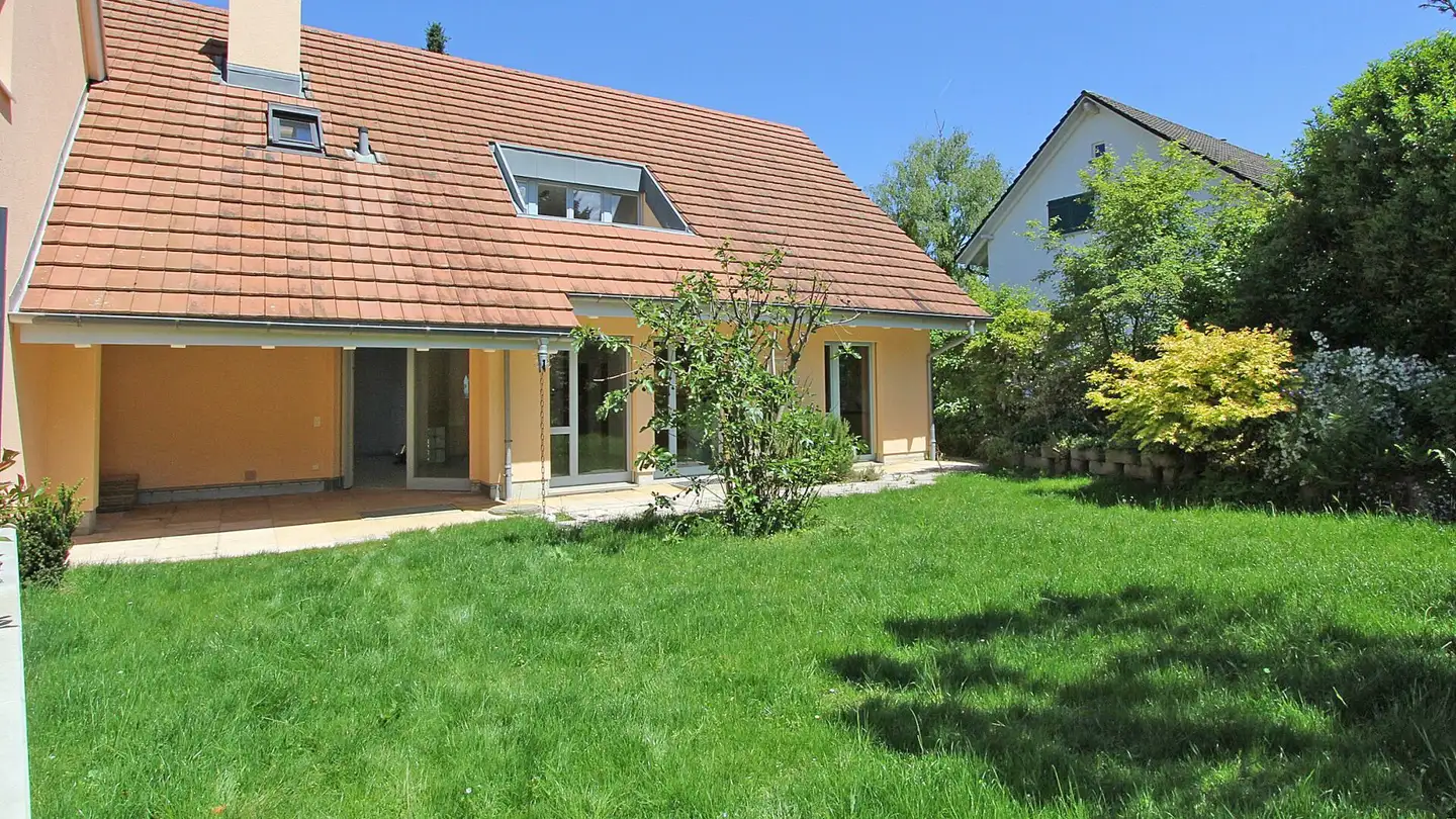 Single house for sale - Burgweg, 4148 Pfeffingen