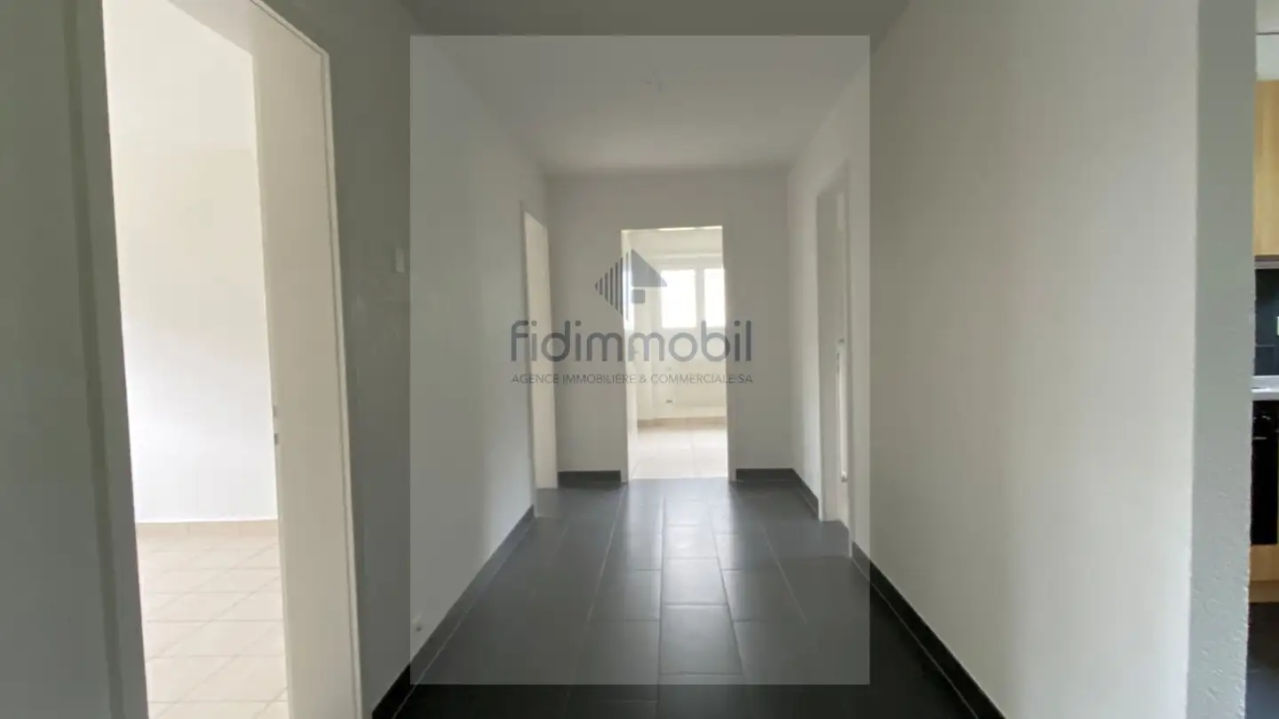 Appartamento in affitto - 2300 La Chaux-de-Fonds - Photo 2