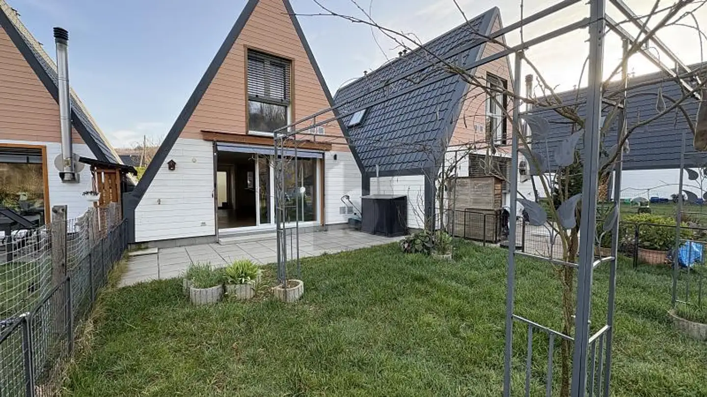 Row house for sale - 2926 Boncourt - Photo 2