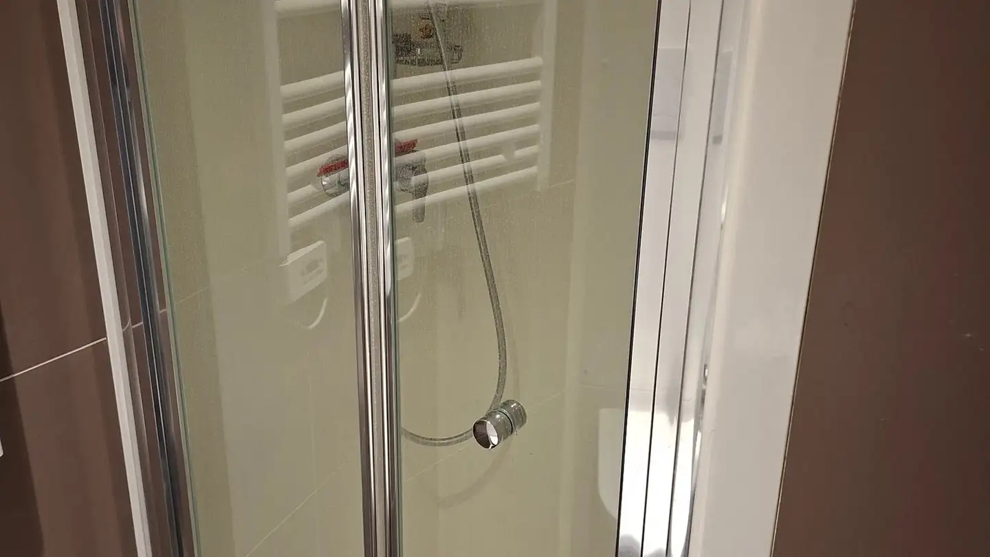 Appartement à louer - Rue De La Maladière 4, 2000 Neuchâtel - Photo 4