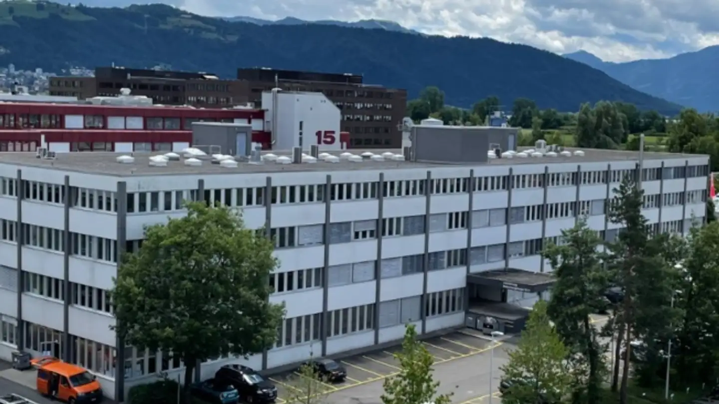 Commercial for rent - Hinterbergstrasse 9, 6330 Cham