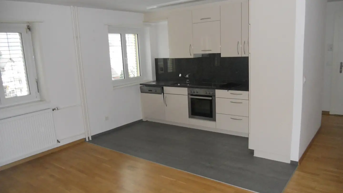 Wohnung mieten - Rheingoldstrasse 14a, 8212 Neuhausen am Rheinfall - Foto 2