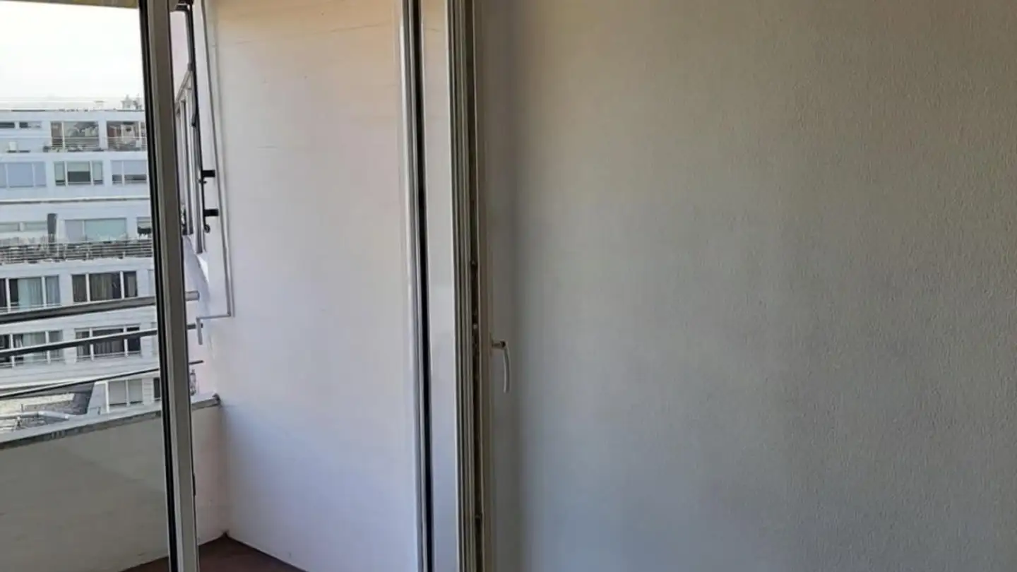 Apartment for rent - 1202 Genève - Photo 2