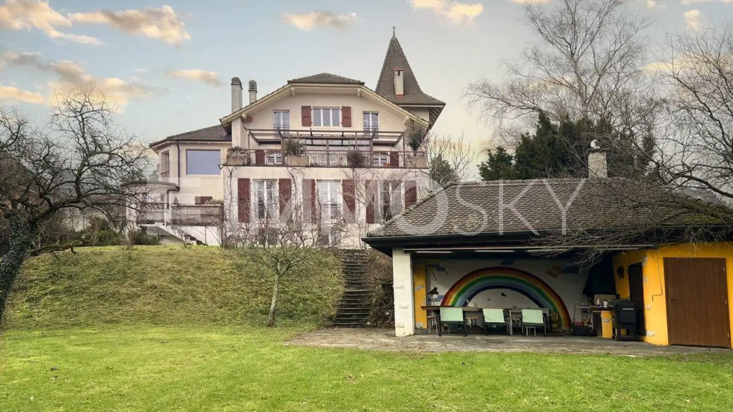 Edificio residenziale in vendita - 2035 Corcelles NE