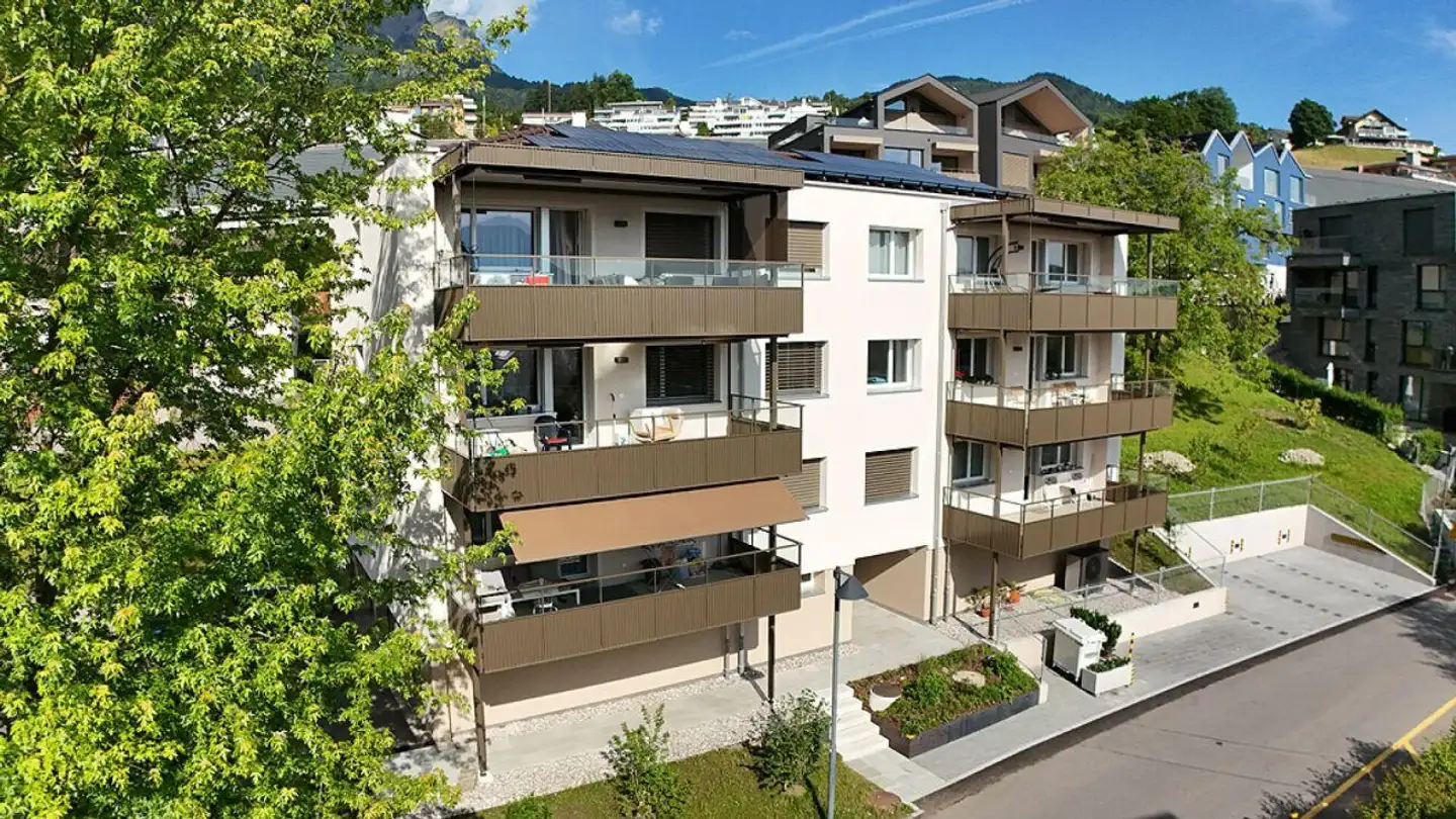 Outdoor parking space for rent - Dorfhaldenstrasse 1, 6052 Hergiswil NW