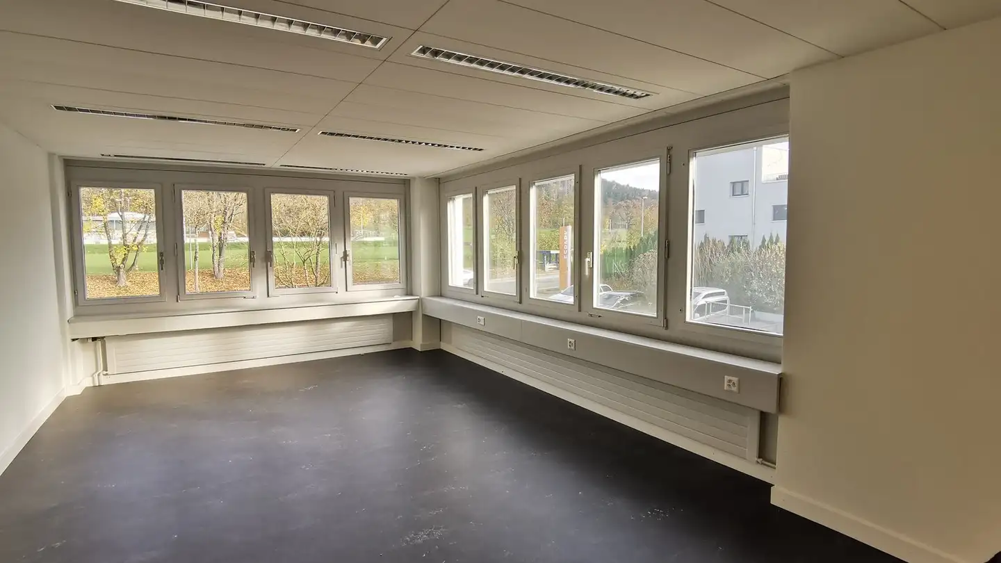 Commerciale in affitto - Oberrohrdorferstrasse 1c, 5405 Dättwil AG - Photo 4