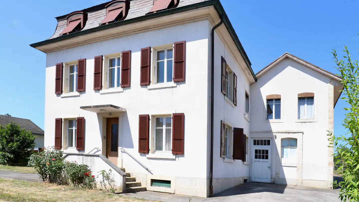 Edificio ad uso misto in vendita - Route De Porrentruy, 2800 Delémont