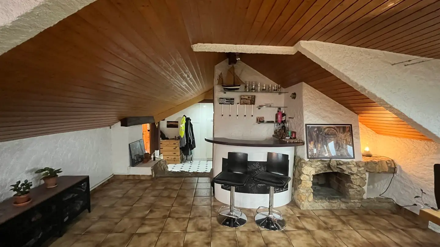 Dachgeschosswohnung mieten - En Chollet 5, 1418 Vuarrens - Foto 2