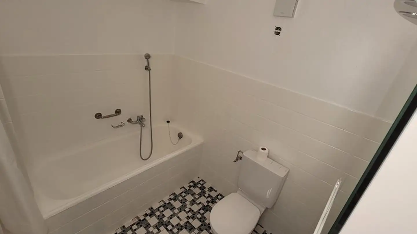 Single room for rent - Rue des Villages, 1906 Charrat - Photo 4