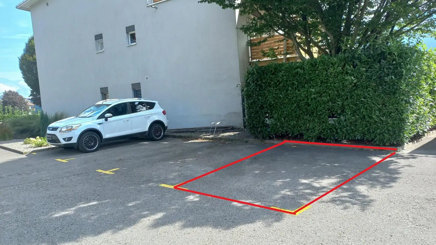 Outdoor parking space for rent - Im Dörfli 3, 6056 Kägiswil