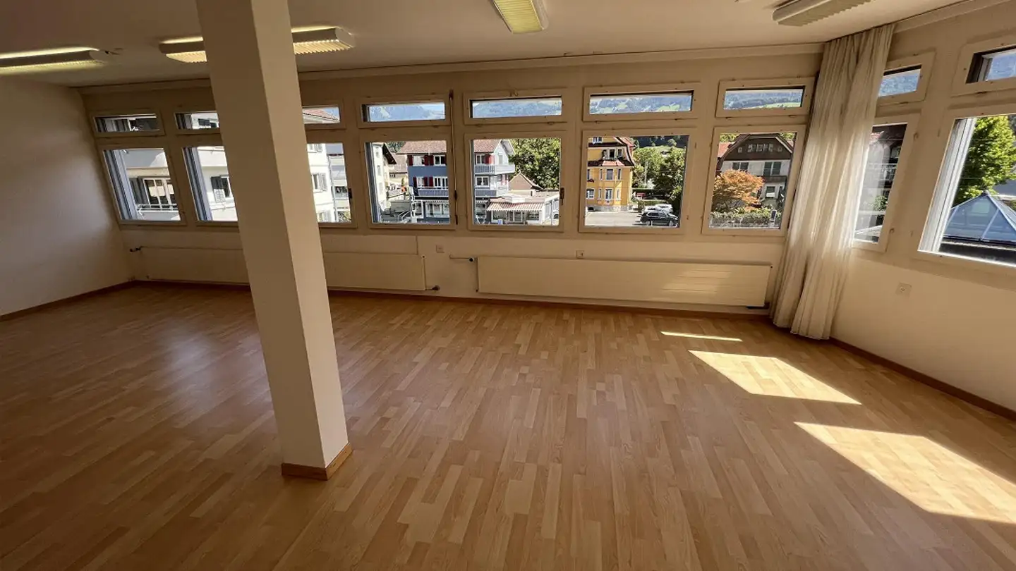 Commerciale in affitto - Bahnhofplatz 6, 6060 Sarnen - Foto 4