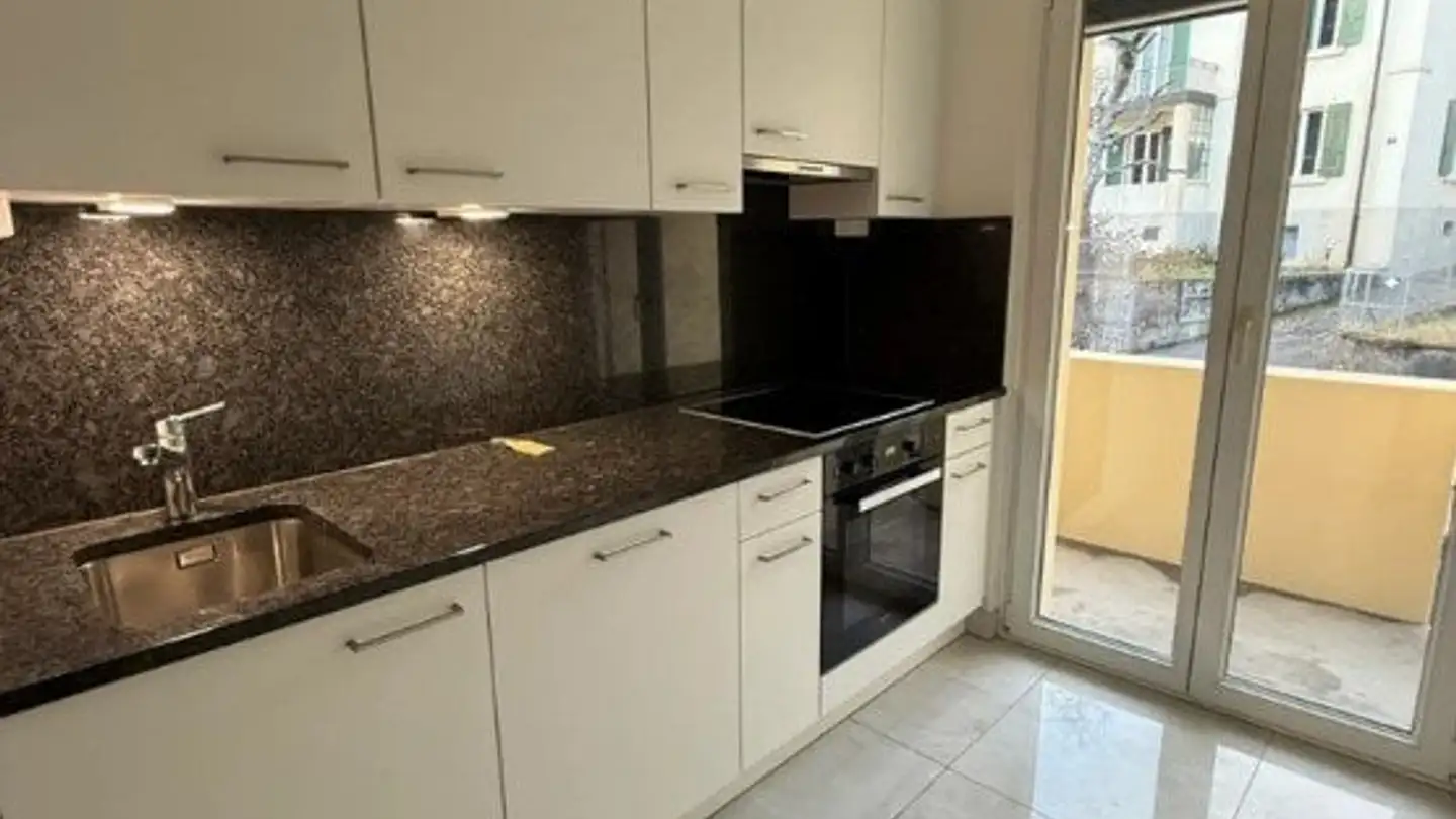 Appartement à louer - Rue De La Perrière 1, 2000 Neuchâtel - Photo 2