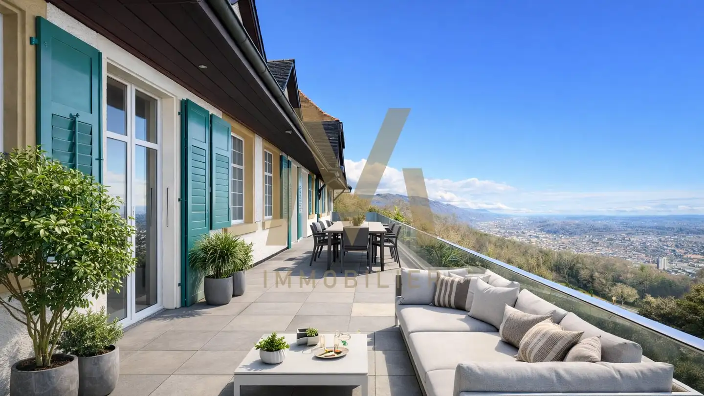 Stepped apartment for sale - 2533 Evilard