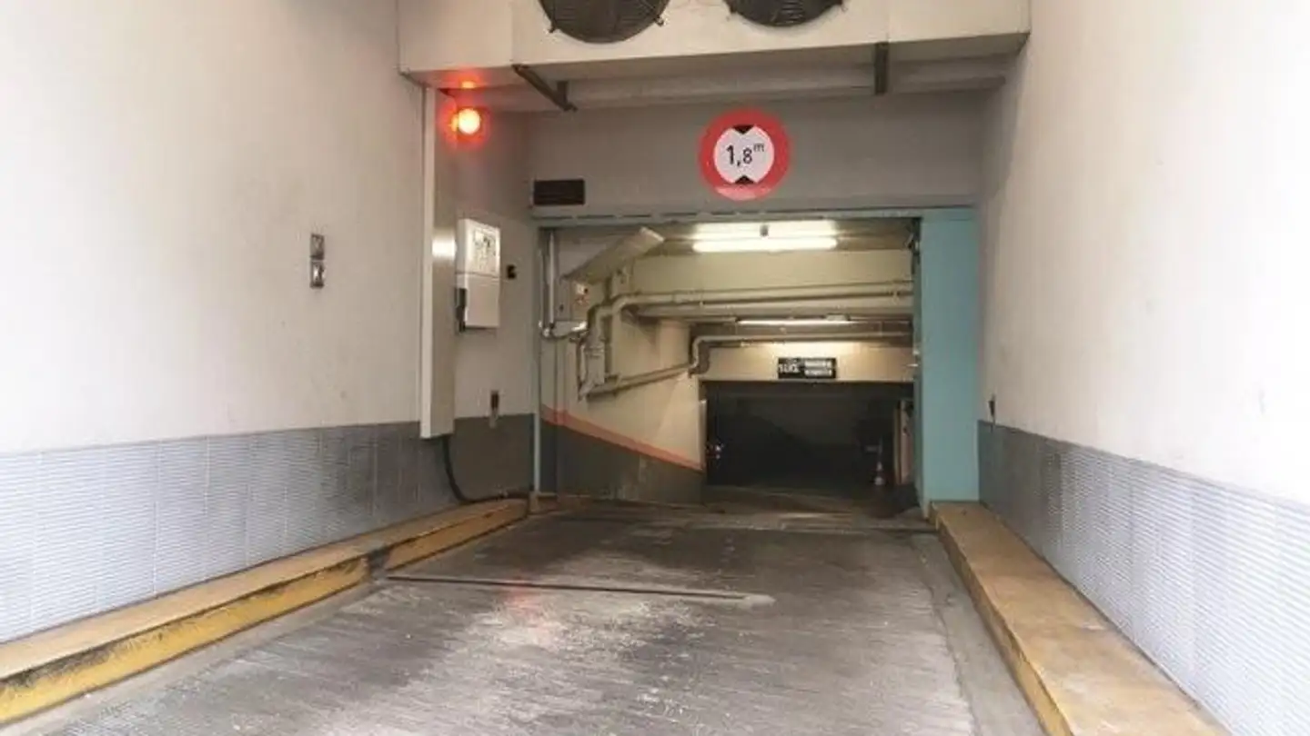 Underground parking space for rent - Birsigstrasse 80, 4054 Basel